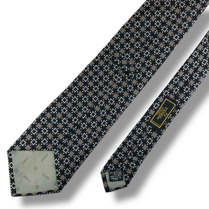 【7856】良品！フェンディ　ネクタイ　ブラック系