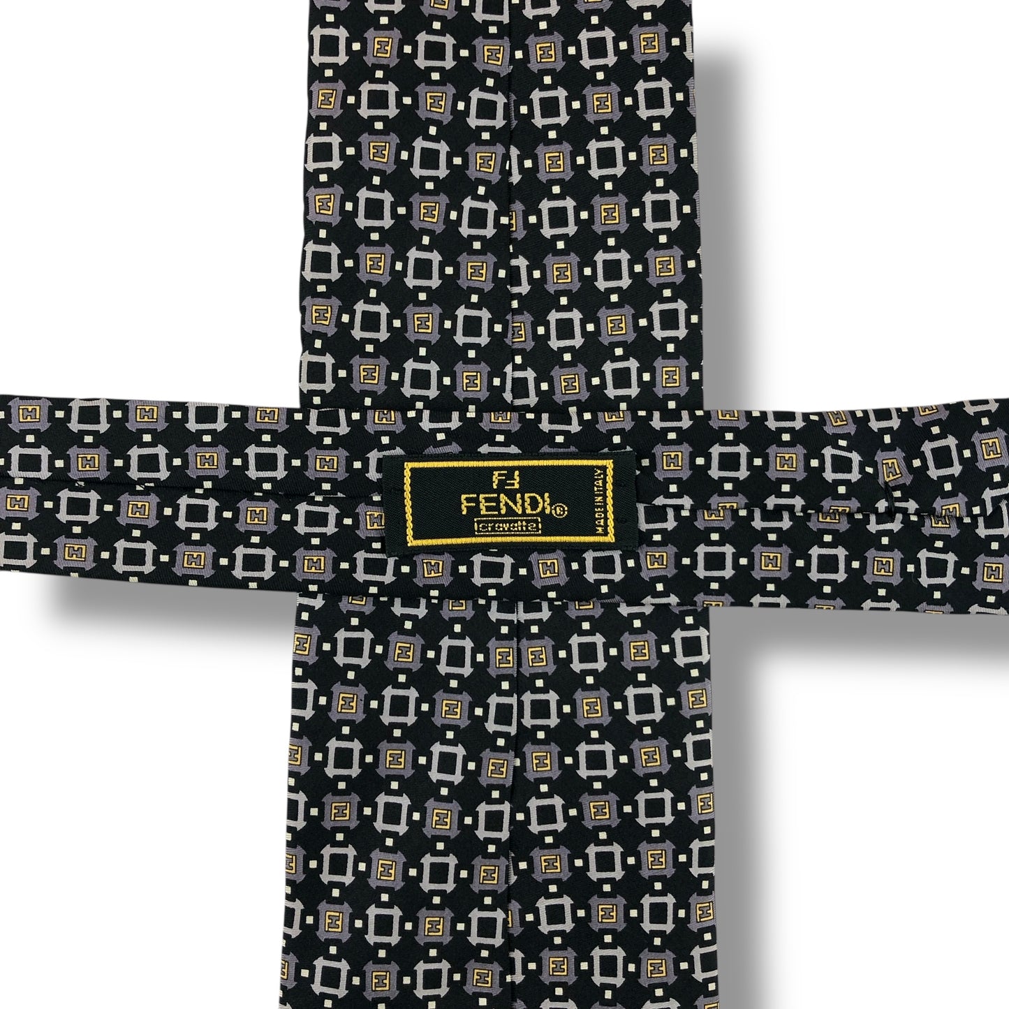 【7856】良品！フェンディ　ネクタイ　ブラック系