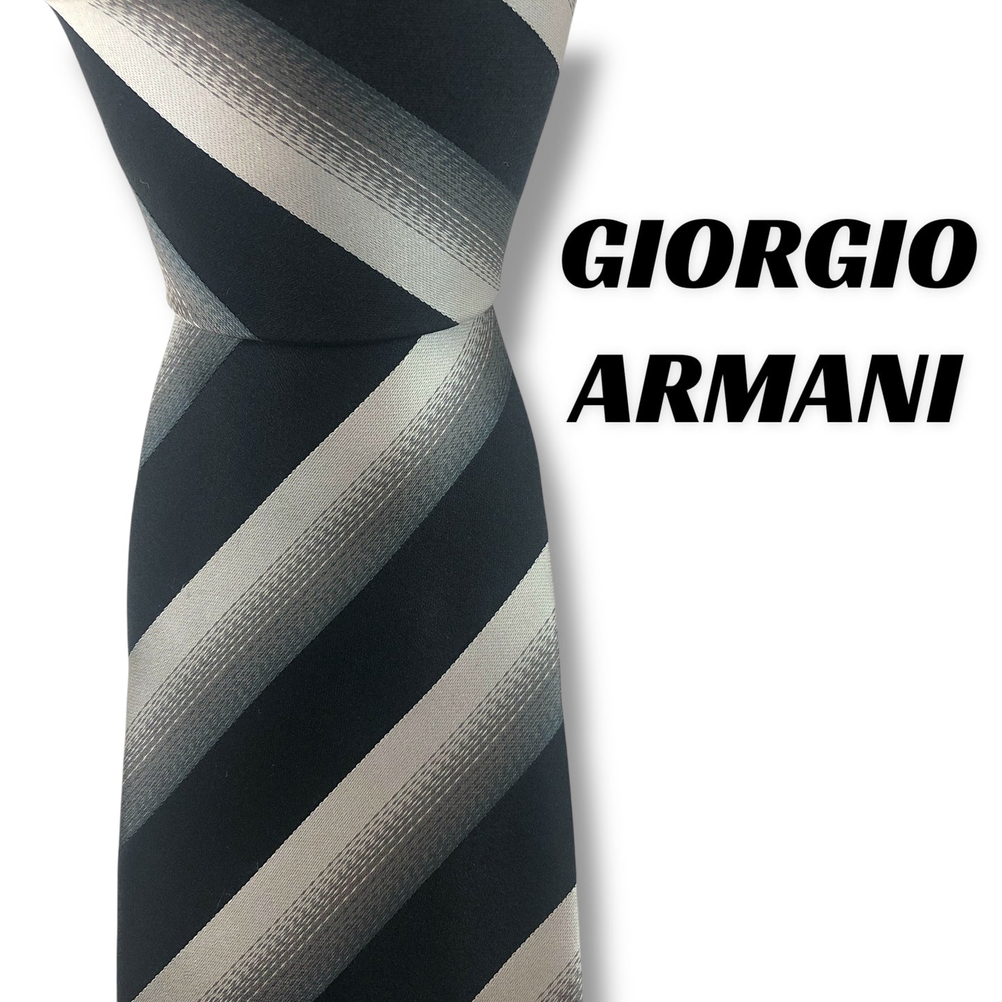 【7909】美品ー良品！アルマーニ　ネクタイ　ブラック系