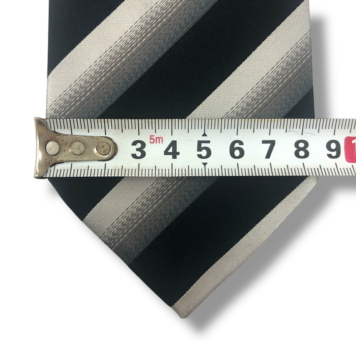 【7909】美品ー良品！アルマーニ　ネクタイ　ブラック系