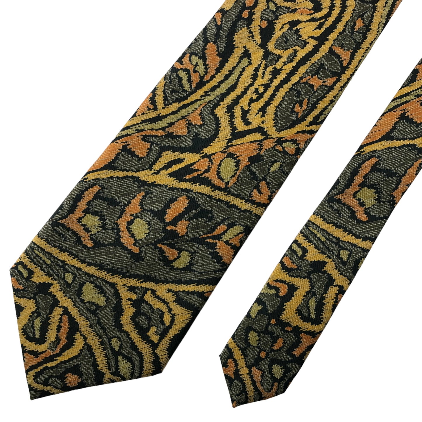 [6122] Good quality! Jim Thompson tie, all-over pattern, black base 