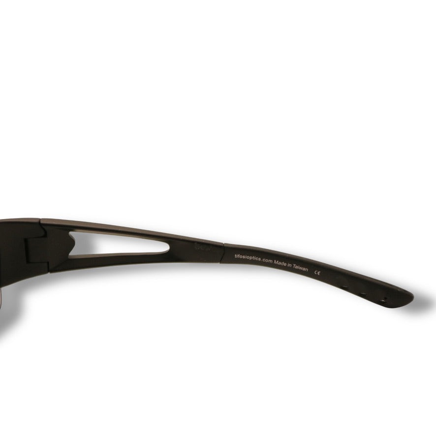 【204】美品！ティフォージ　サングラス　ブラック系