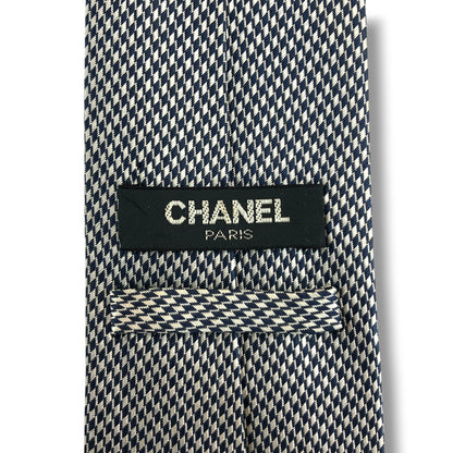【8291】美品ー良品！シャネル　ネクタイ　シルバー系