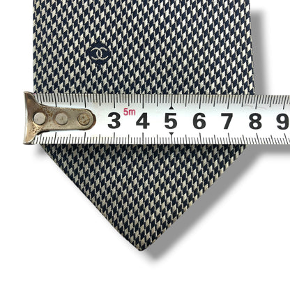 【8291】美品ー良品！シャネル　ネクタイ　シルバー系