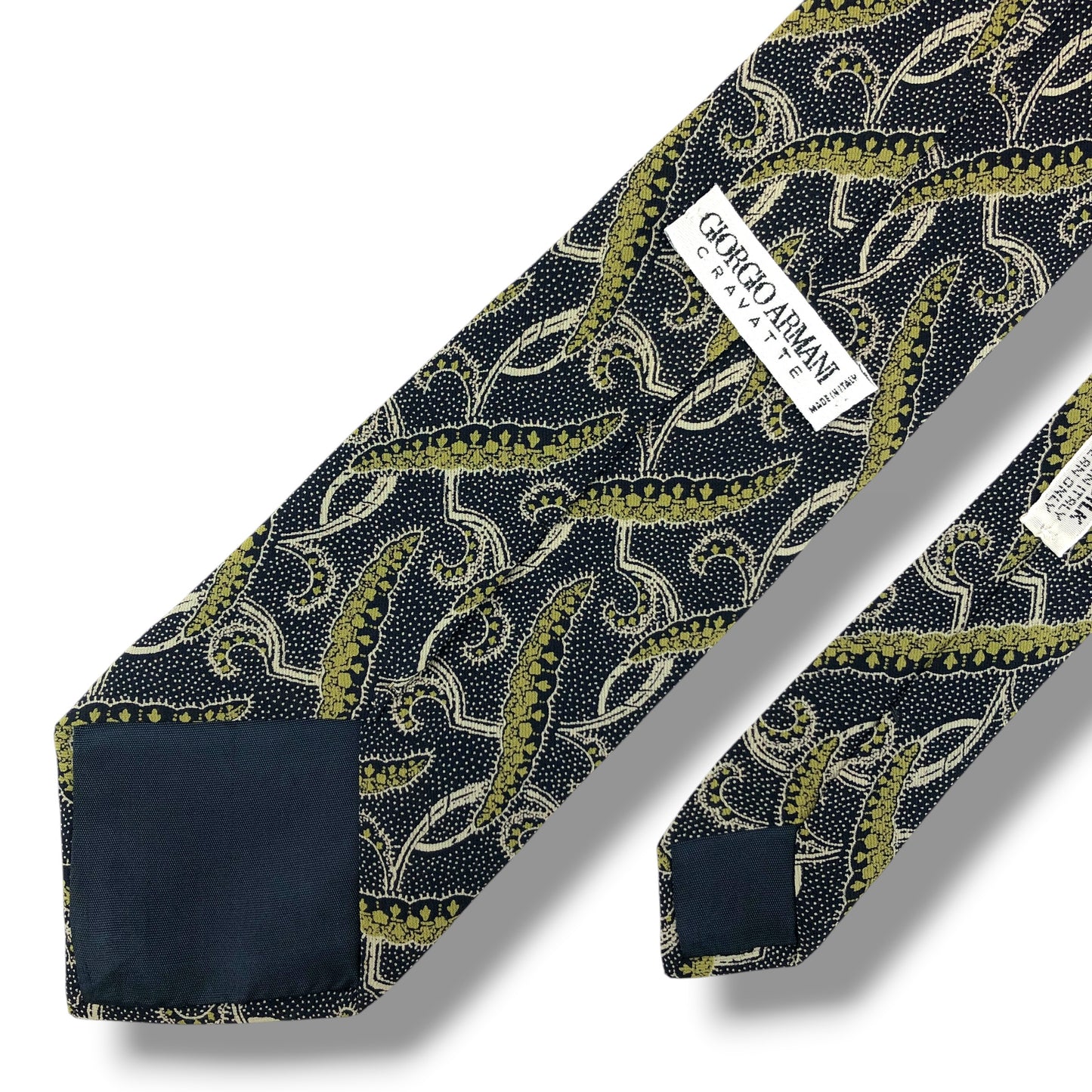 【8383】可品！ジョルジオアルマーニ　ネクタイ　ダークネイビー系