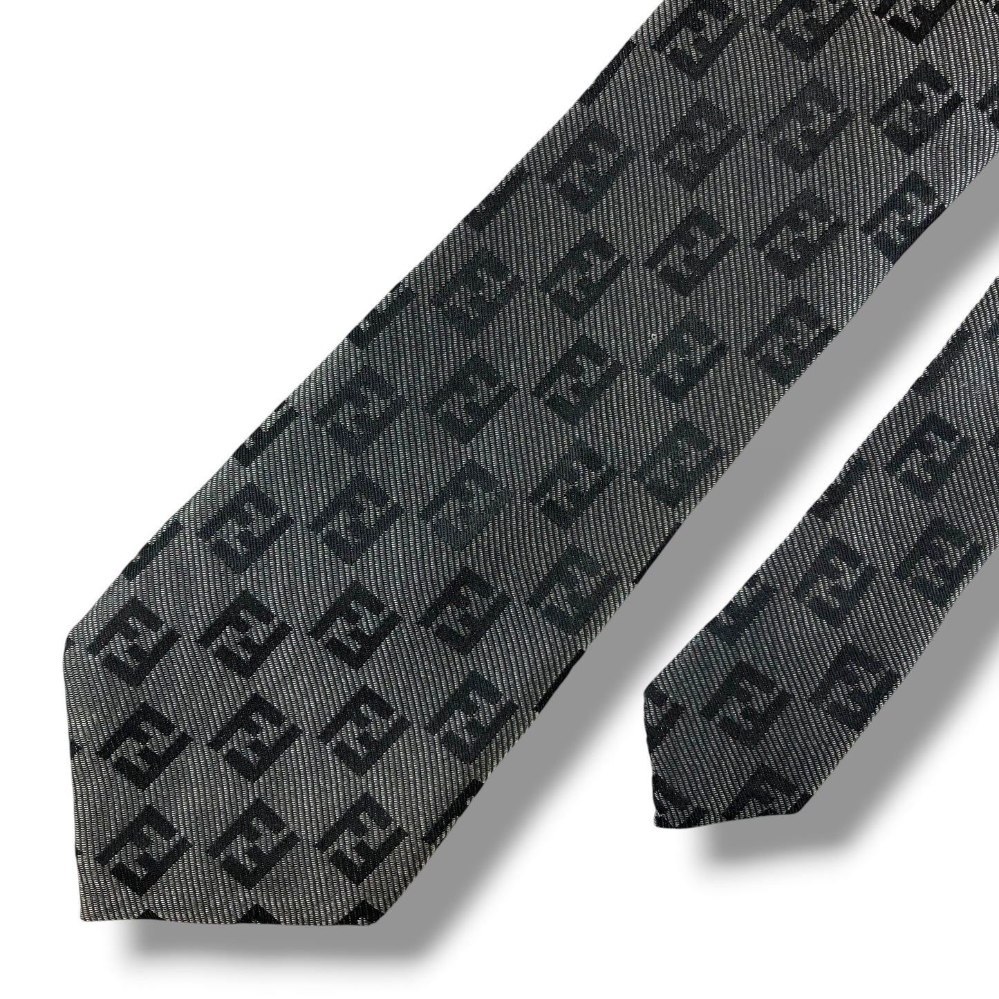 【8400】良品！フェンディ　ネクタイ　ブラック系　ズッカ