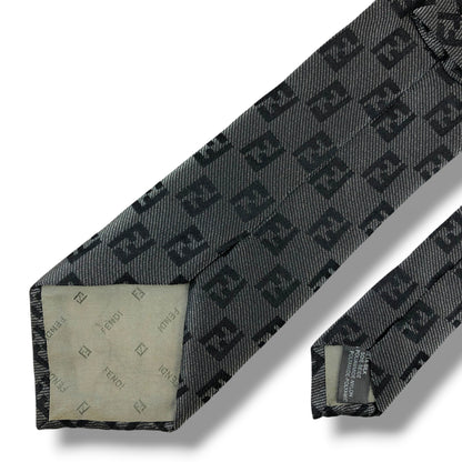 【8400】良品！フェンディ　ネクタイ　ブラック系　ズッカ
