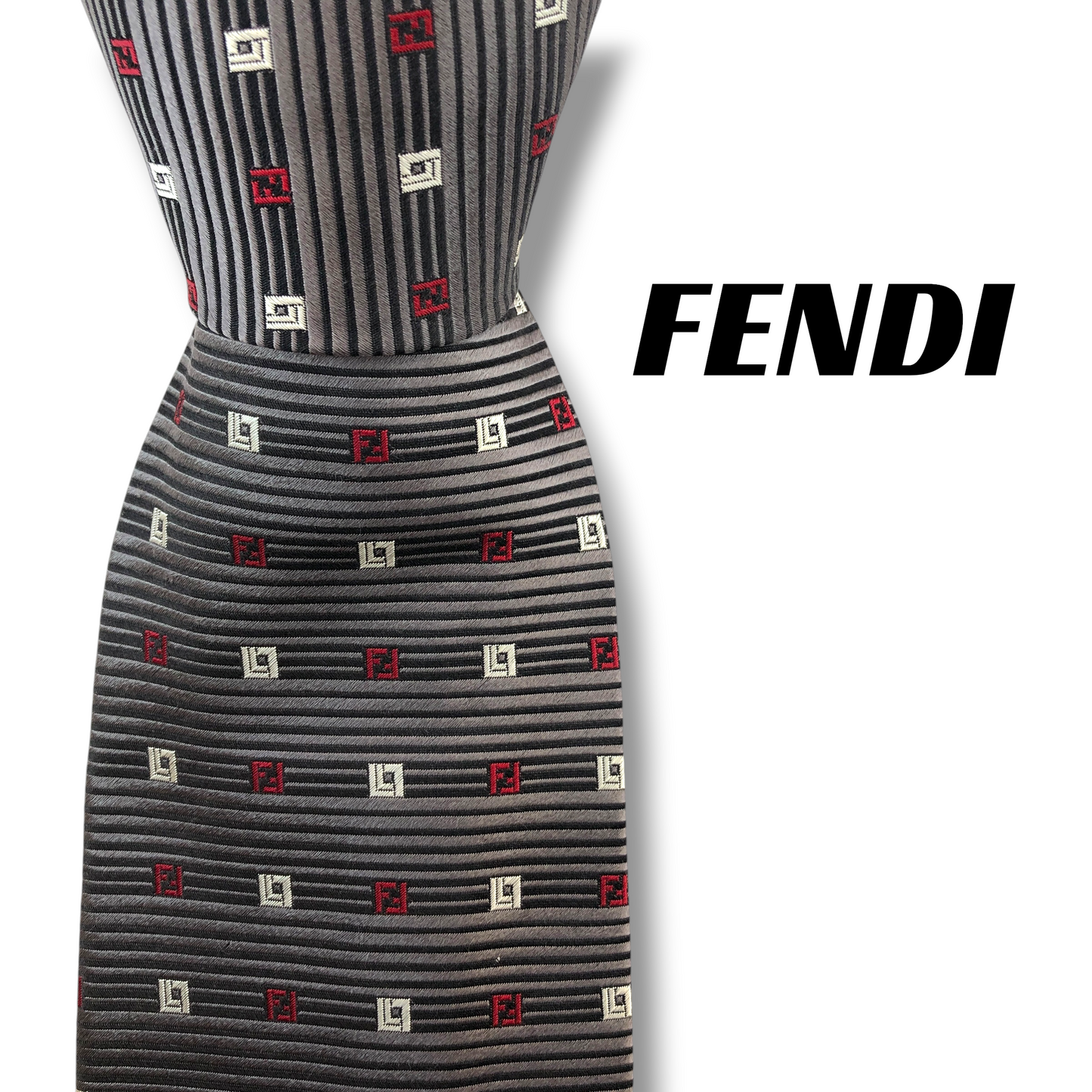 【8424】良品！フェンディ　ネクタイ　シルバー系　FF柄