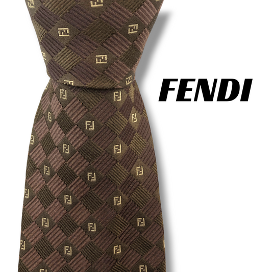 【8426】良品！フェンディ　ネクタイ　ブラウン系　FF柄