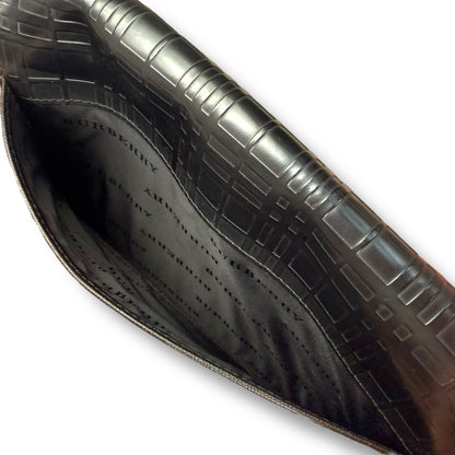 【美品】バーバリー　クラッチバッグ　ブラック系　サフィアーノ