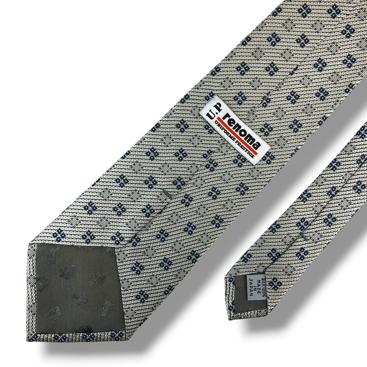 【8739】美品！レノマ　ネクタイ　シルバー系
