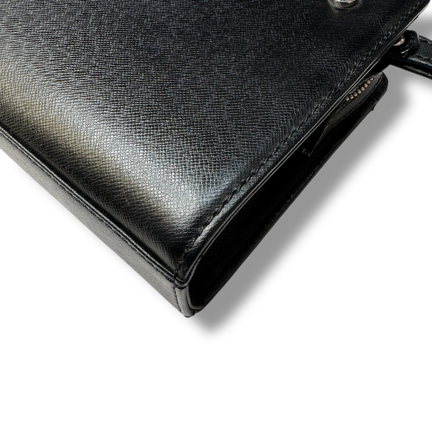 【美品】(1)バーバリー　セカンドバッグ　クラッチバッグ　サフィアーノ　黒