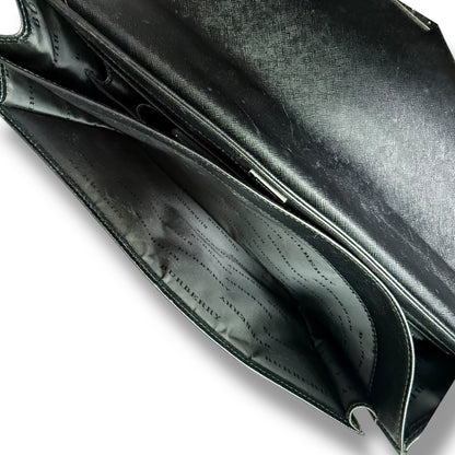 【良品】バーバリー　バッグ　ブラック系　ビジネスバッグ　サフィアーノ