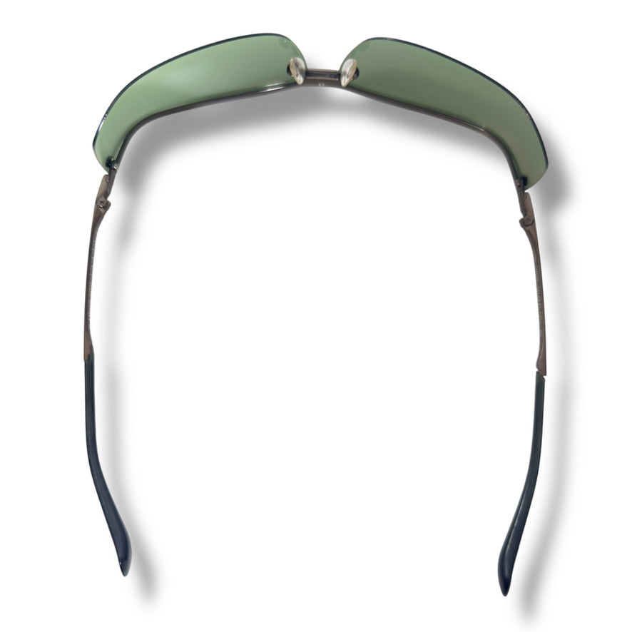 [50] Good quality! Gucci sunglasses in green 