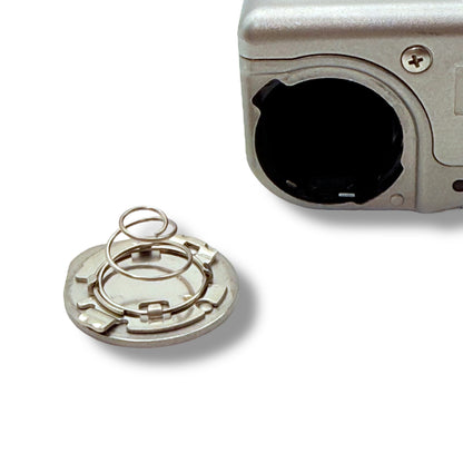 【125】CANON IXY  デジタルカメラ　シルバー系