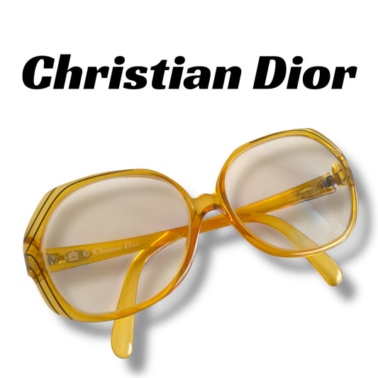 [16] Beautiful item! Dior glasses in yellow 