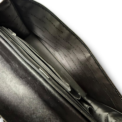 【良品】バーバリー　バッグ　ブラック系　ビジネスバッグ　サフィアーノ