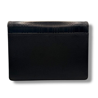 【美品】バーバリー　クラッチバッグ　ブラック系　サフィアーノ