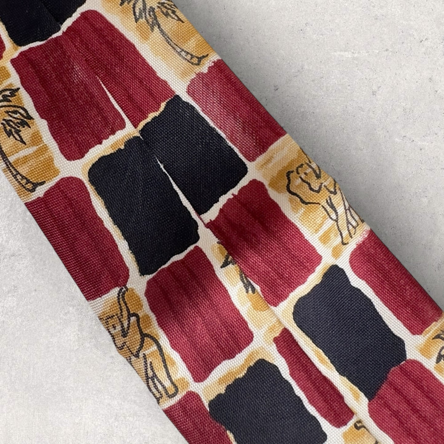 [6405] Good quality! Jim Thompson necktie, red, elephant and palm tree pattern 