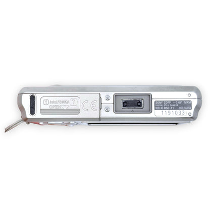 【158】SONY Cybershot DSC-T1　デジタルカメラ　シルバー系