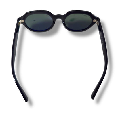 [57] In good condition! Ray-Ban sunglasses in black RB4399 