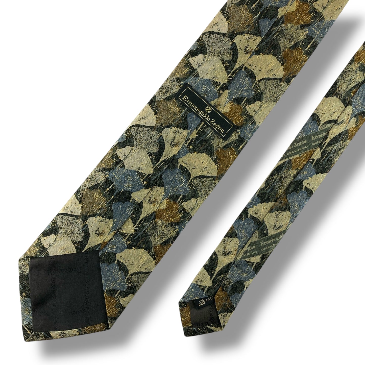 【7806】美品！エルメネジルドゼニア　ネクタイ　グリーン系　イチョウ柄