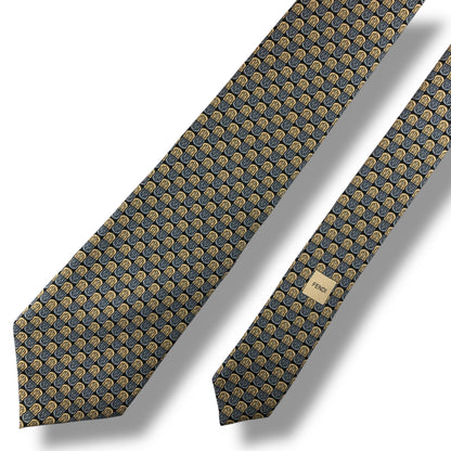 【7814】美品！フェンディ　ネクタイ　ブラック系