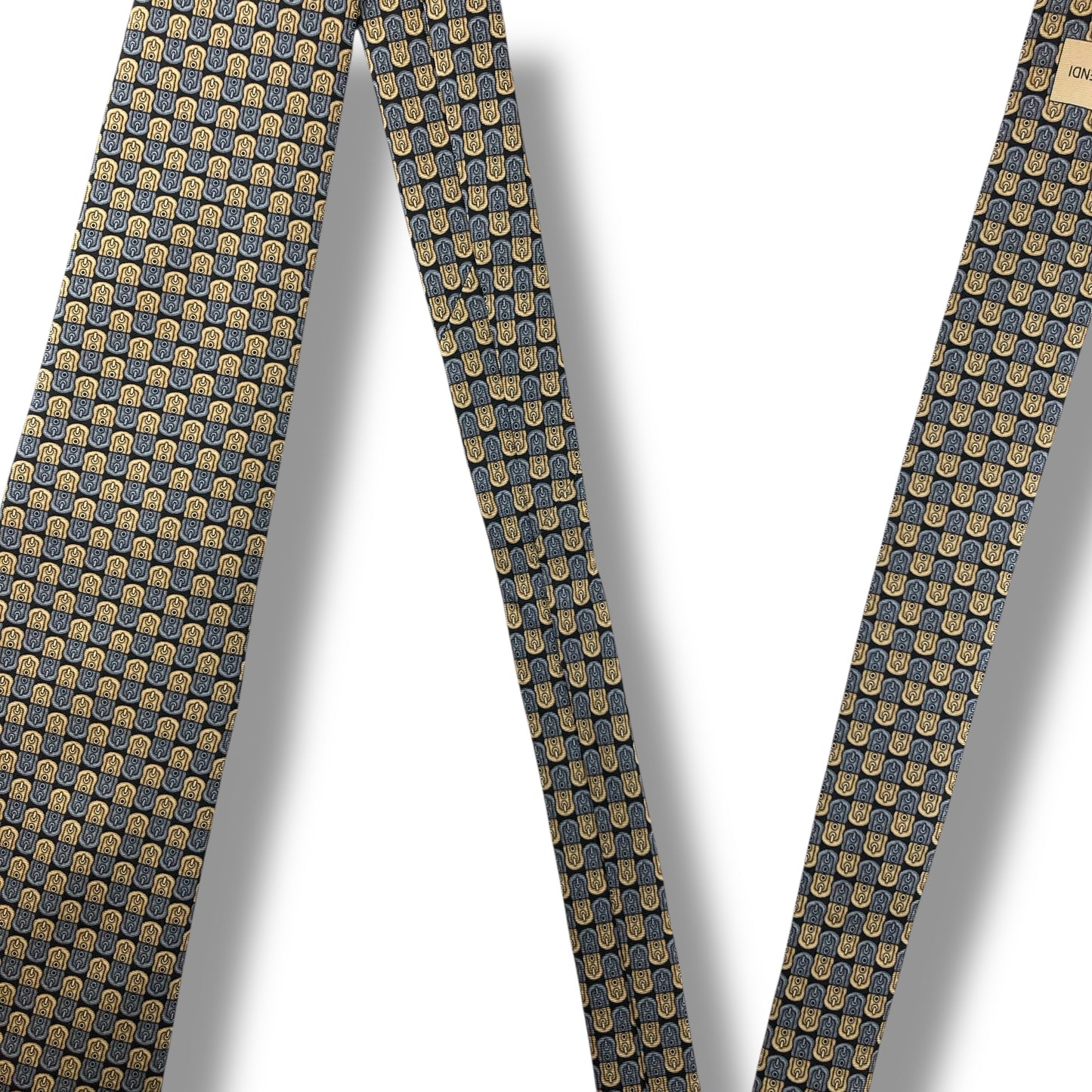 【7814】美品！フェンディ　ネクタイ　ブラック系