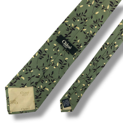 【7815】美品ー良品！クロエ　ネクタイ　グリーン系　葉柄