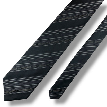 【8038】美品！ドルチェアンドガッバーナ　ネクタイ　ブラック系　ストライプ