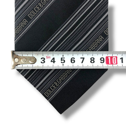 【8038】美品！ドルチェアンドガッバーナ　ネクタイ　ブラック系　ストライプ