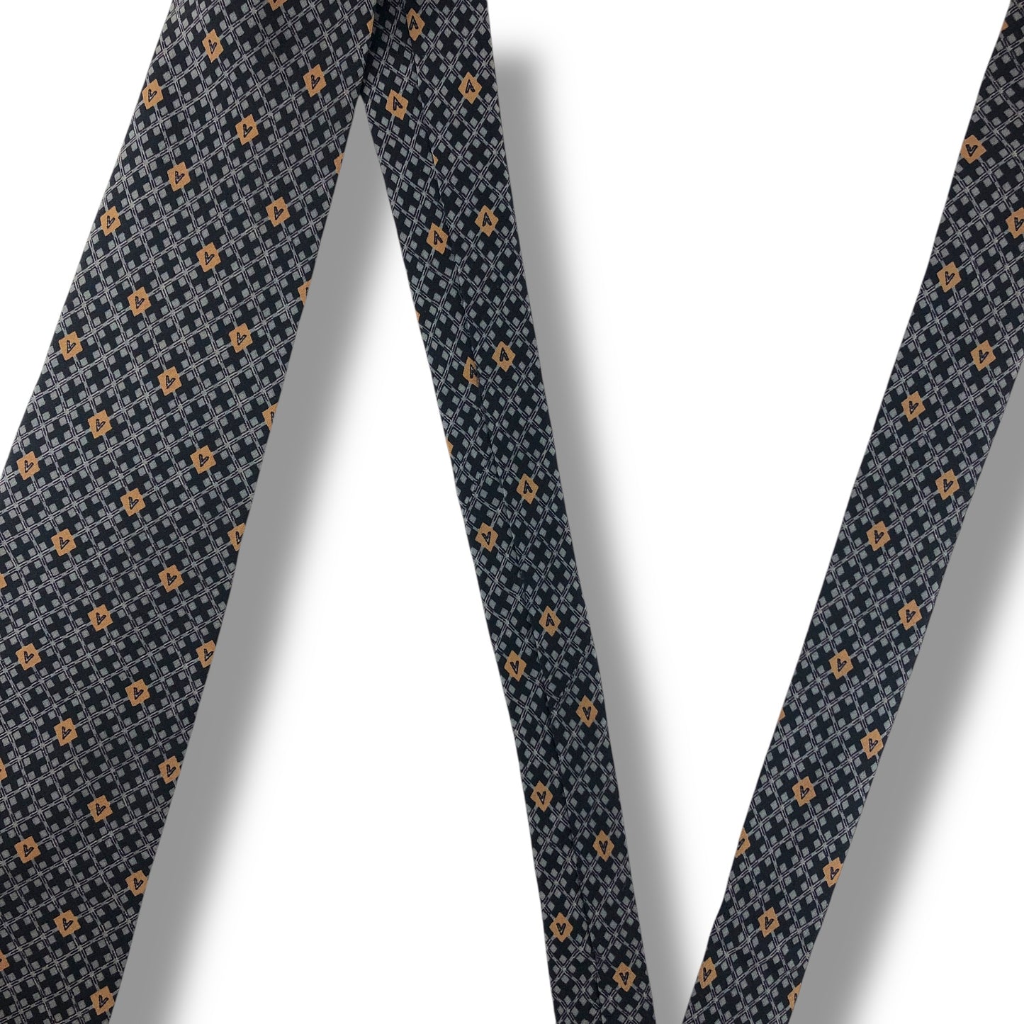 【8047】良品！ヴァレンティノ　ネクタイ　ブラック系