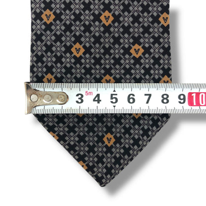 【8047】良品！ヴァレンティノ　ネクタイ　ブラック系