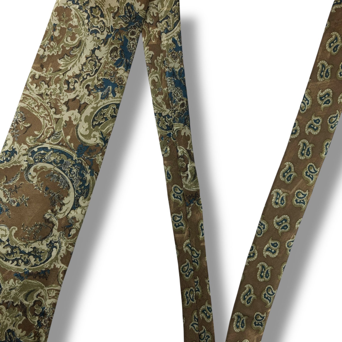 【8061】美品！エルメネジルドゼニア　ネクタイ　ベージュ系