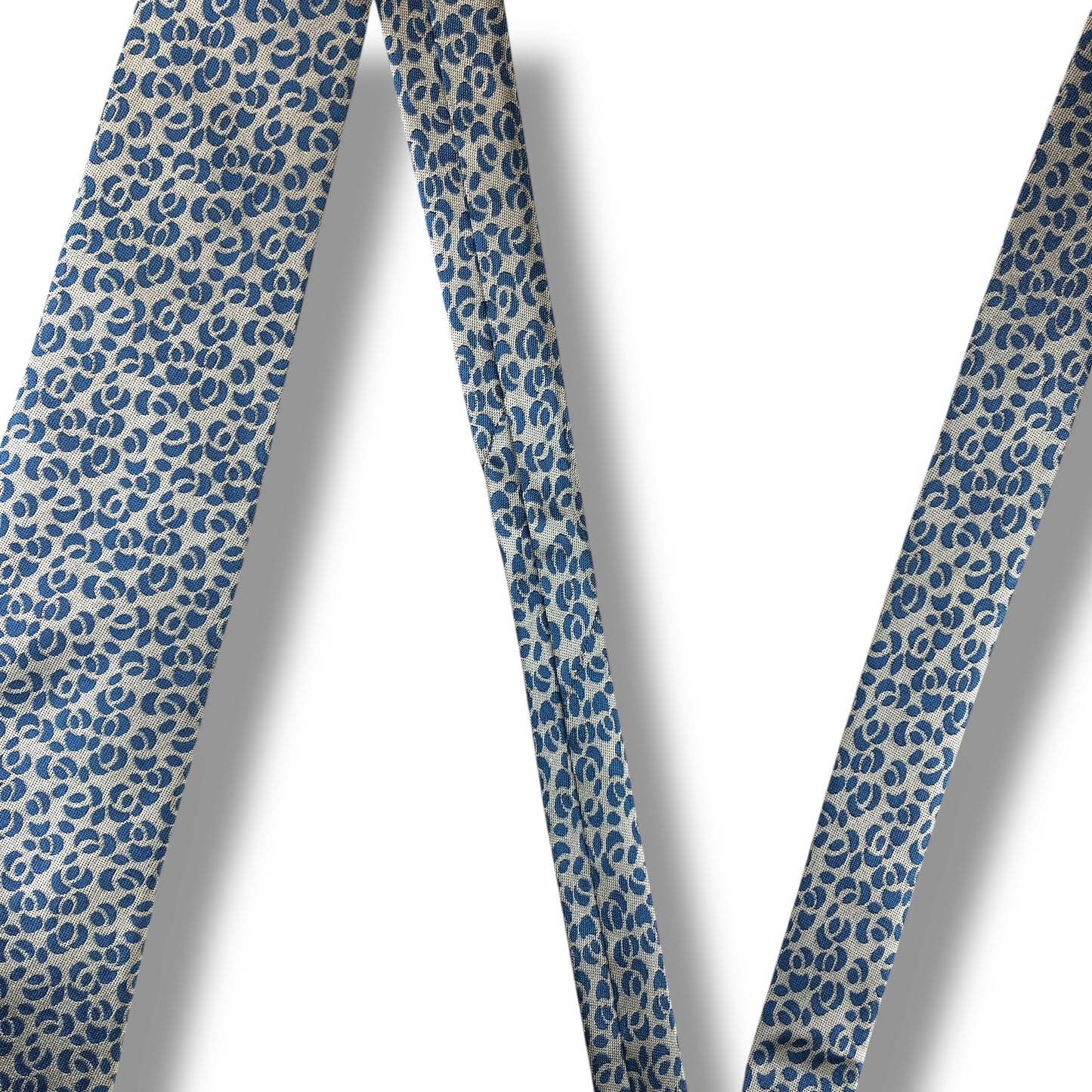 【8072】良品！フェンディ　ネクタイ　水色系