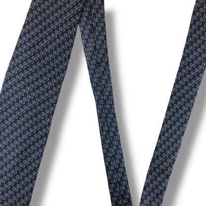 【8073】美品ー良品！フェンディ　ネクタイ　ネイビー系