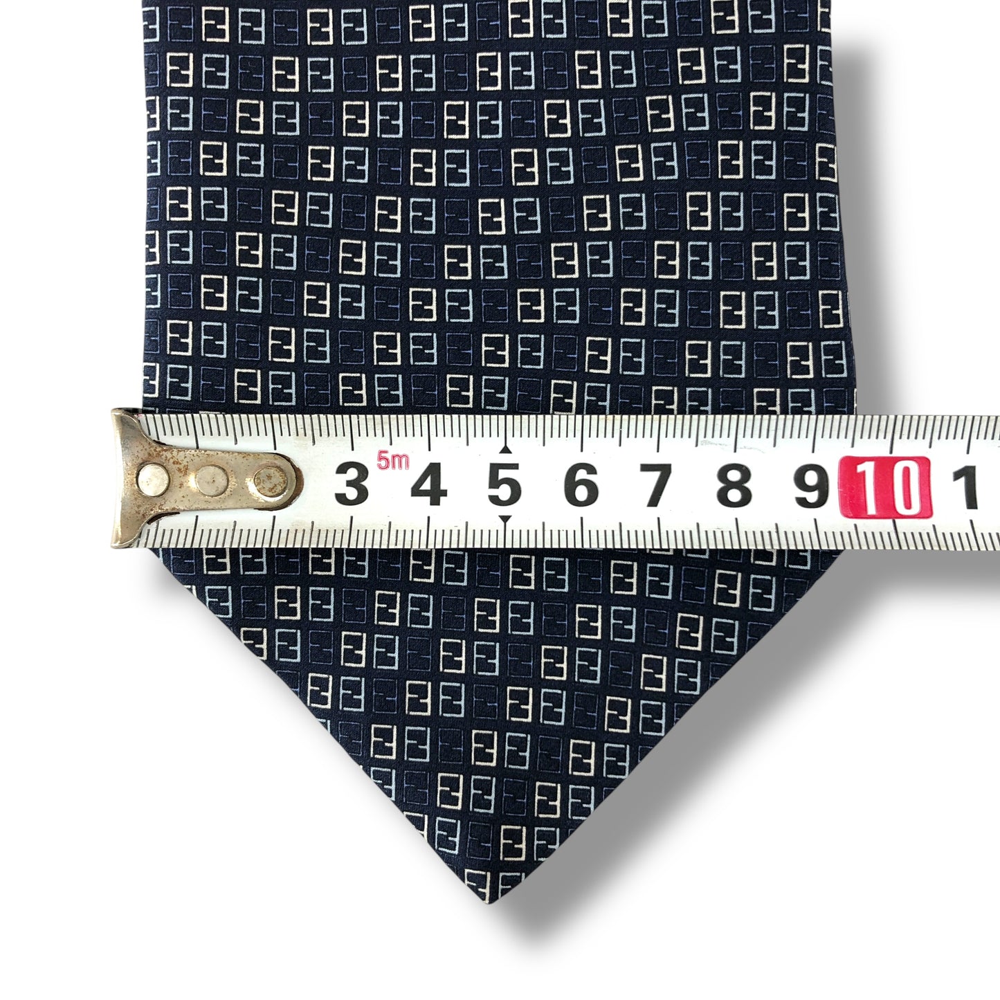 【8073】美品ー良品！フェンディ　ネクタイ　ネイビー系