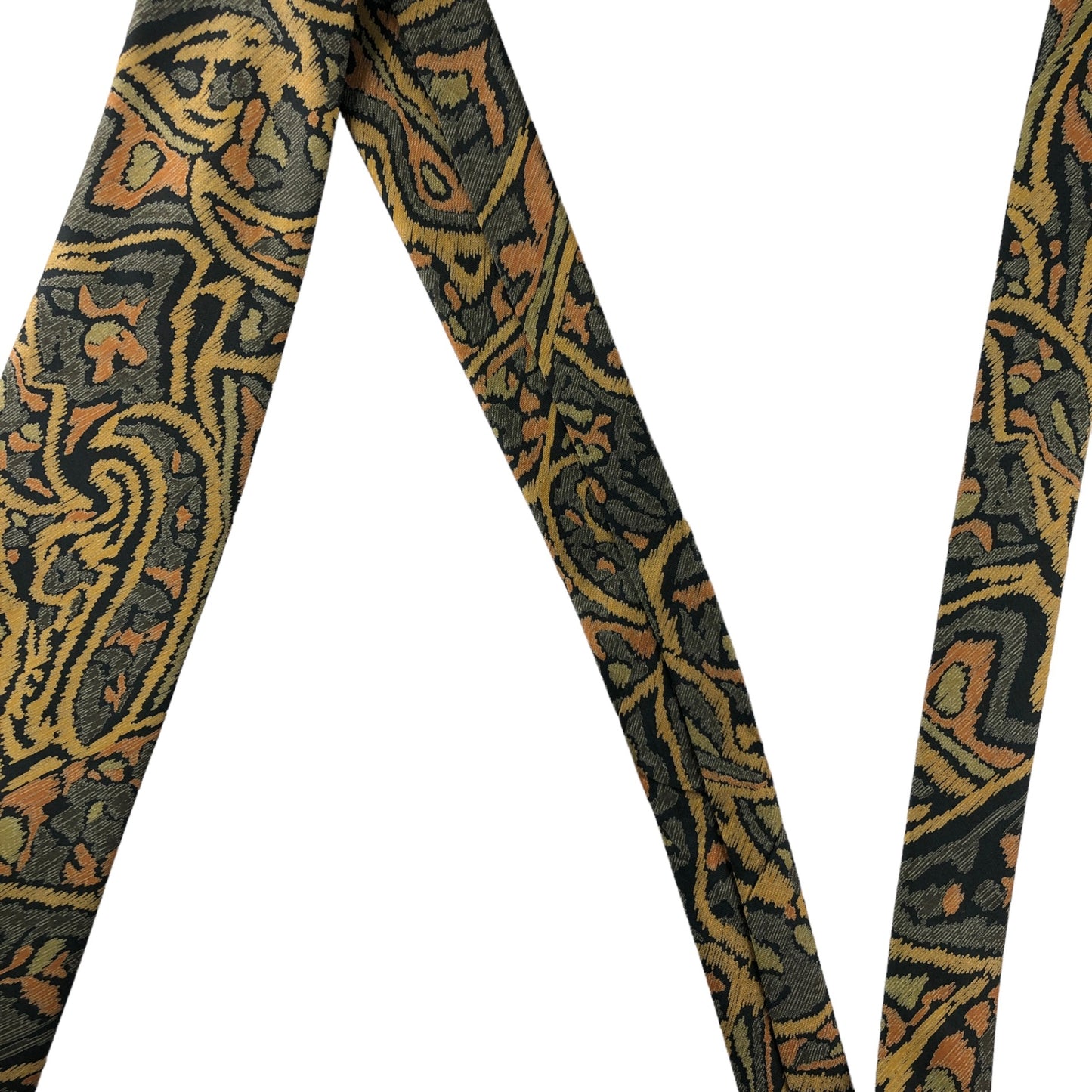 [6122] Good quality! Jim Thompson tie, all-over pattern, black base 
