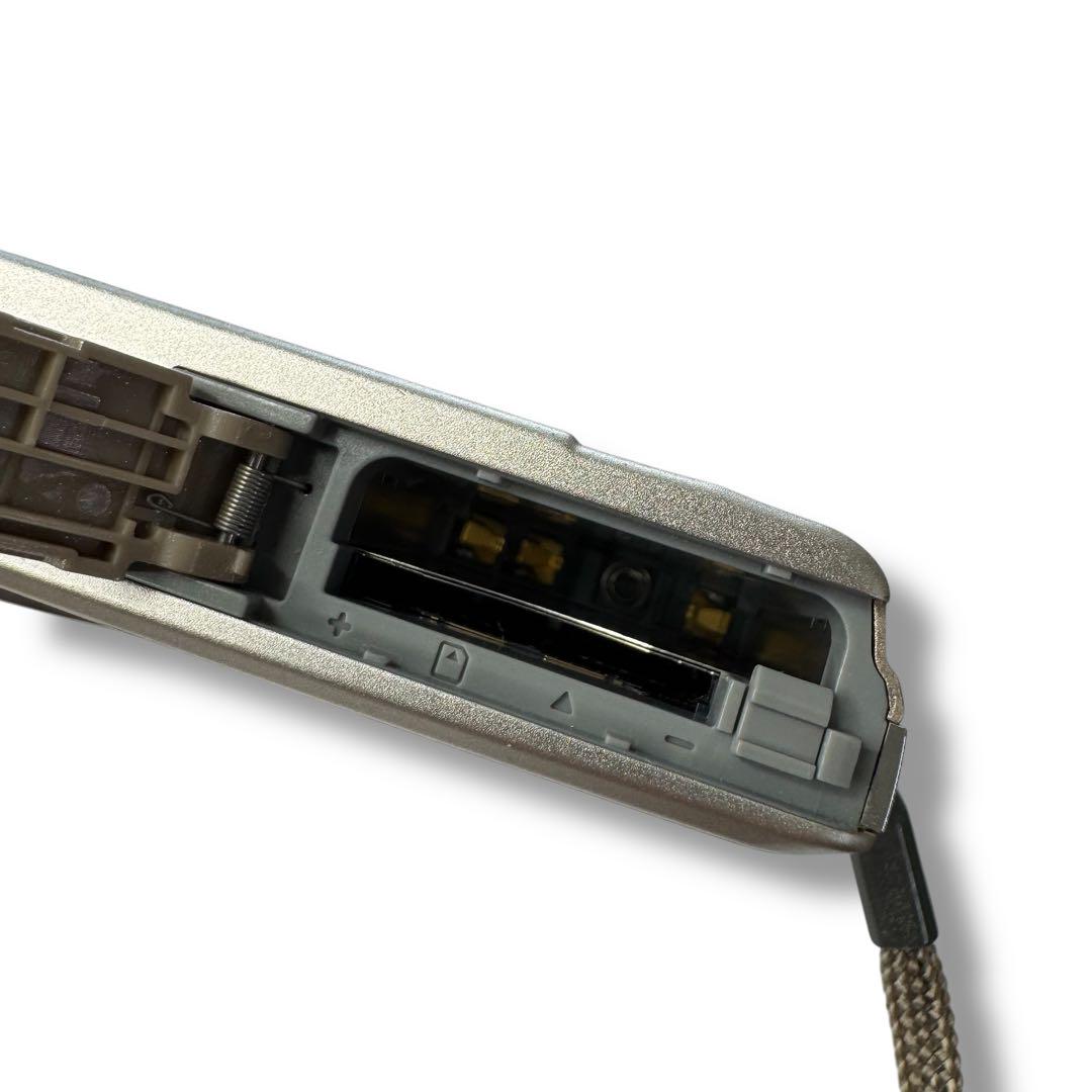 Casiカシオ　コンパクトデジタルカメラ　EX-Z270