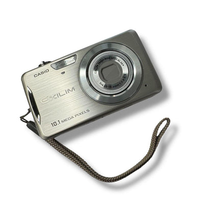 Casiカシオ　コンパクトデジタルカメラ　EX-Z270