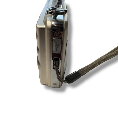 Casiカシオ　コンパクトデジタルカメラ　EX-Z270