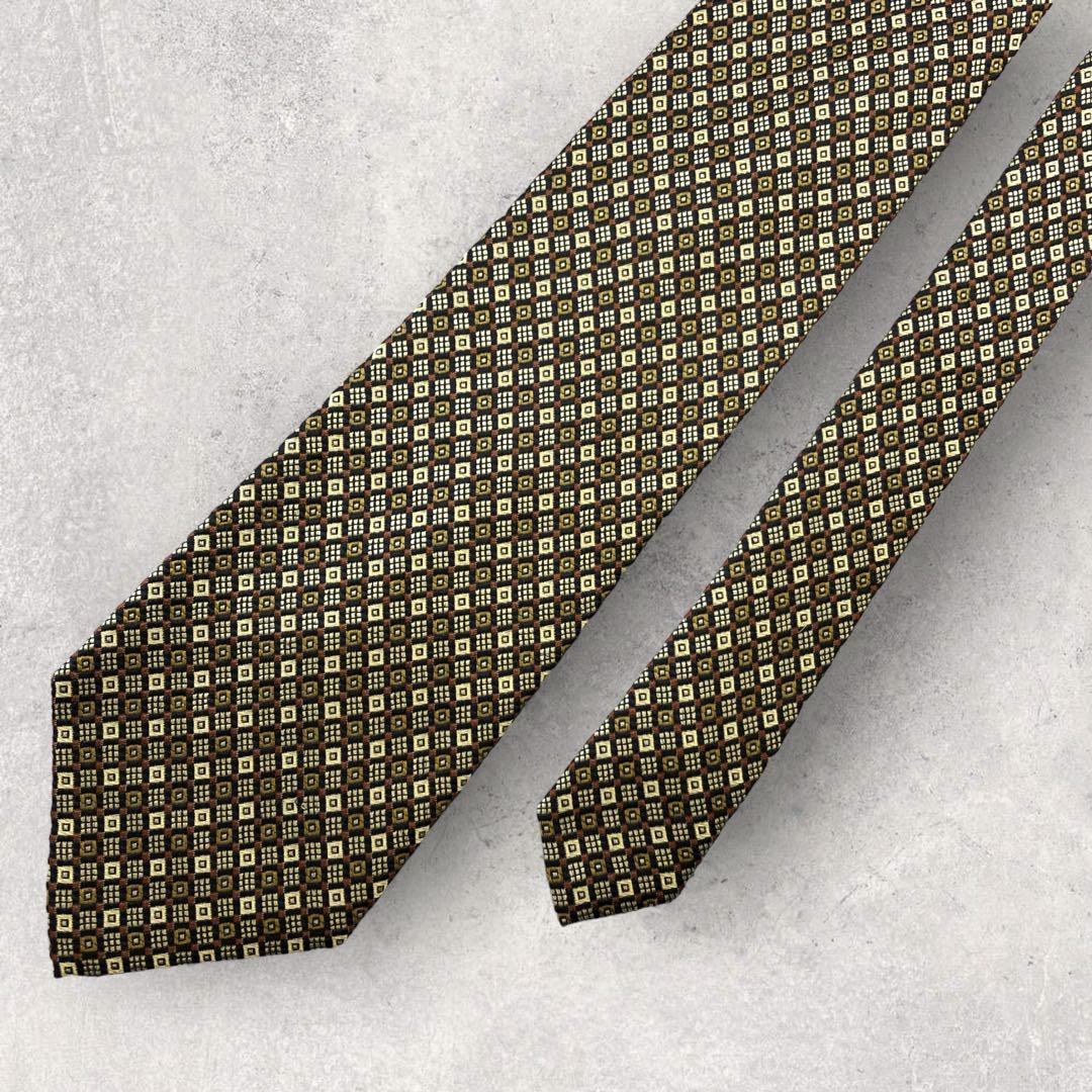[4839] Beautiful item! TAKEO KIKUCHI necktie, silver x black x gold 