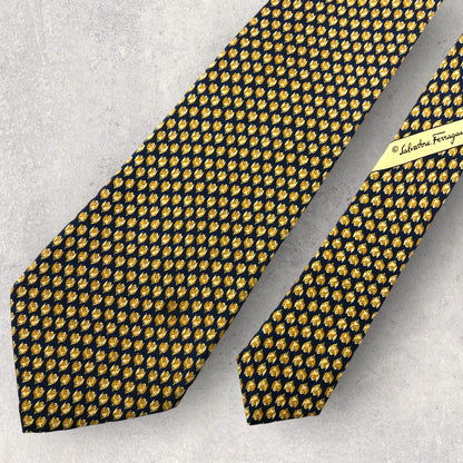 [5535] Beautiful item! Ferragamo tie, bird pattern, navy 