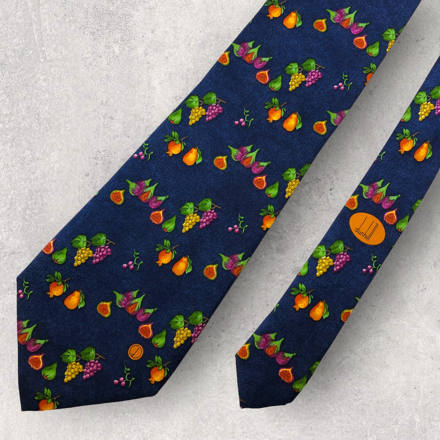 [5574] Beautiful item! Dunhill tie, navy 