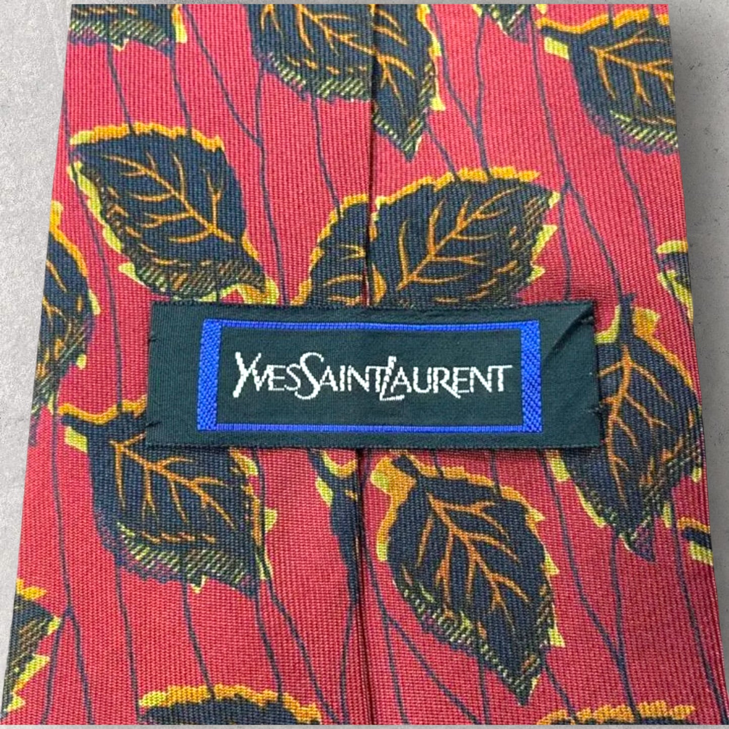 [3326] Good product! Saint Laurent Necktie Red Leaf Pattern
