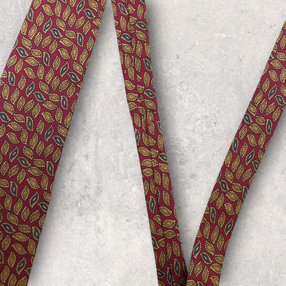 [4472] Beautiful item! Paul Stuart necktie in red 