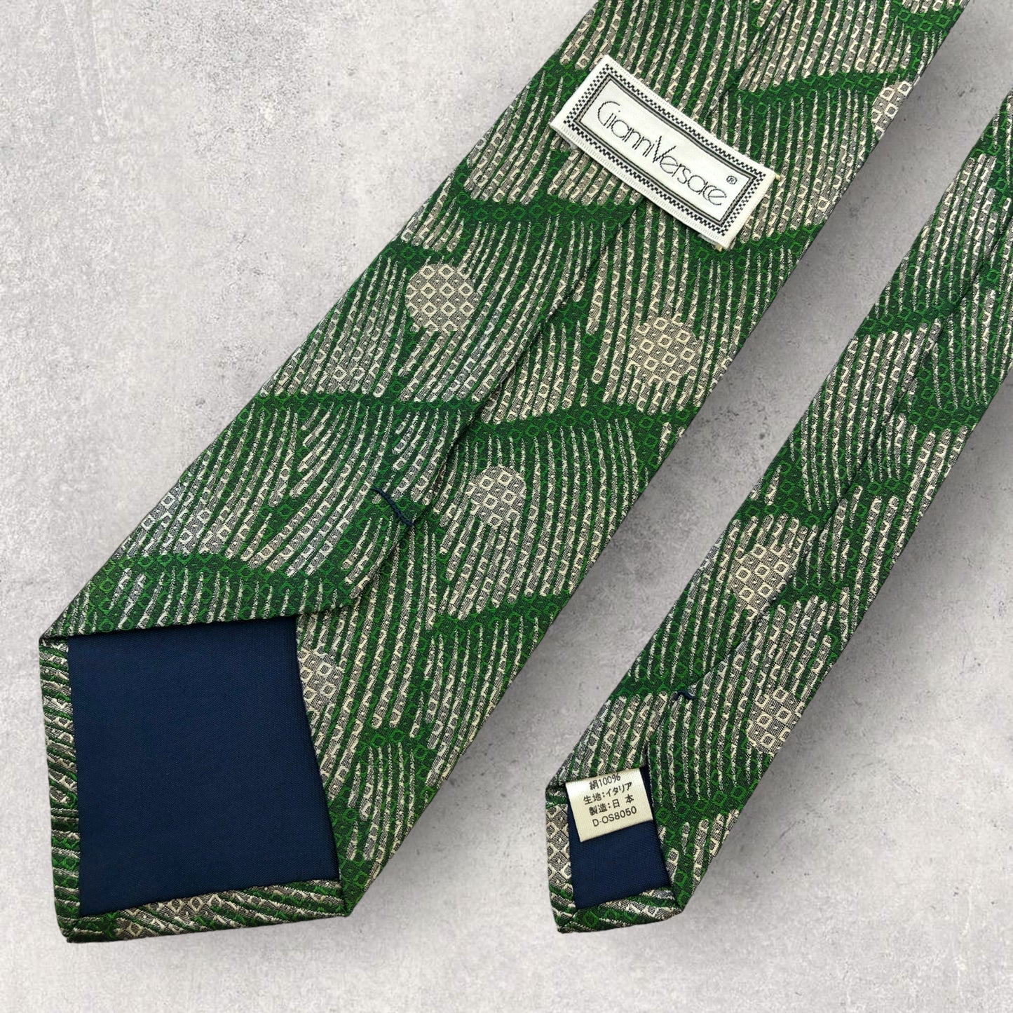 [5315] Good quality! Gianni Versace necktie in green 