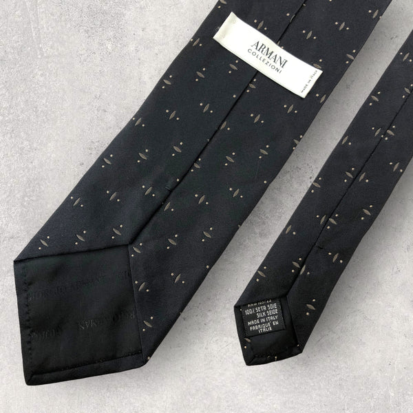 【5586】美品！ARMANI　ネクタイ　ブラック系