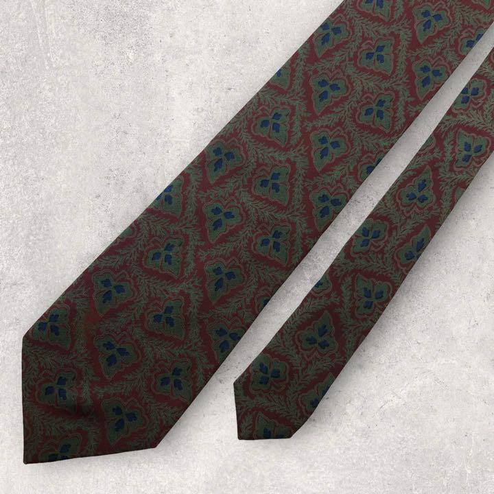 [3885] Good product! Ermenegildo Zegna necktie red system all over pattern