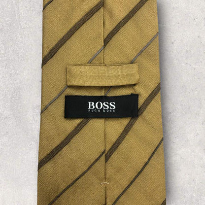 [4193] Good product - Acceptable product! Hugo Boss necktie ocher striped